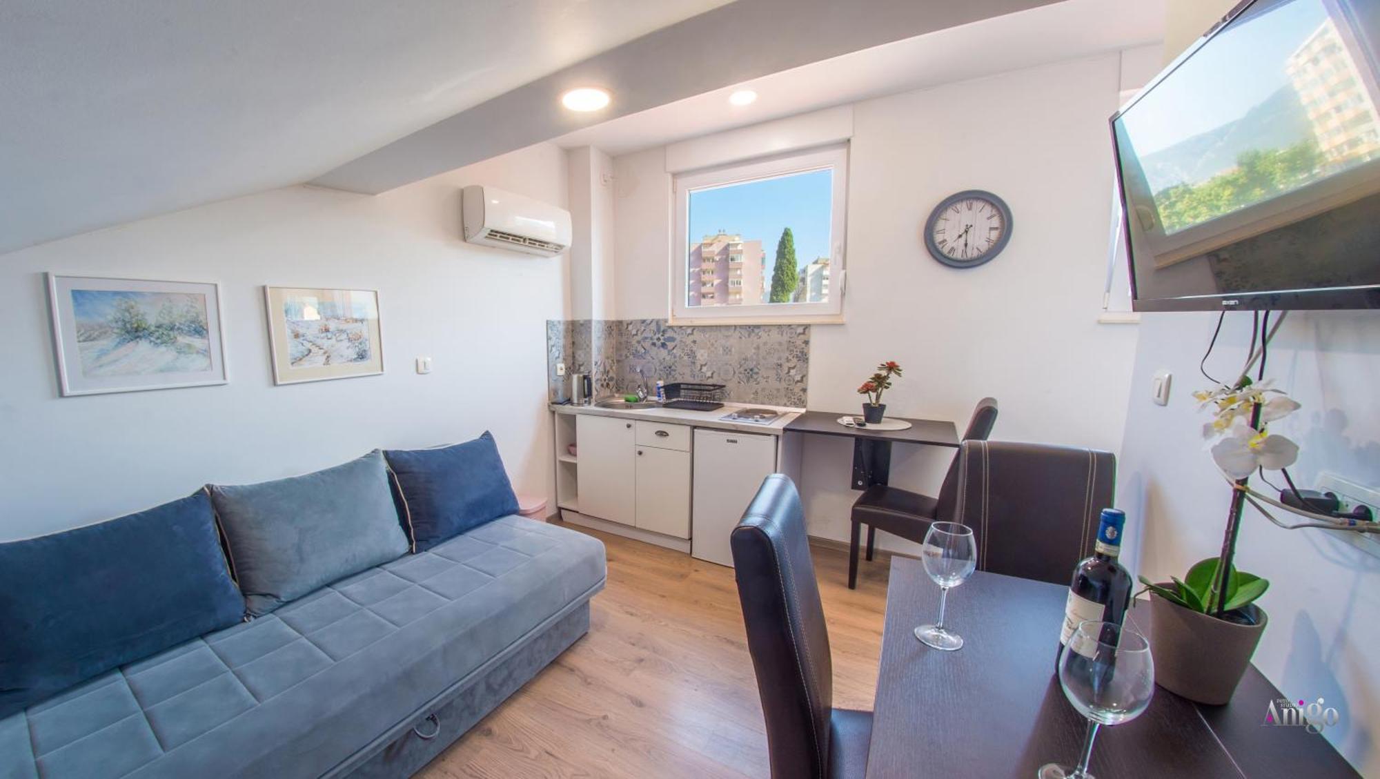 Apartments Enigma - With Private Parking Mostar Bagian luar foto