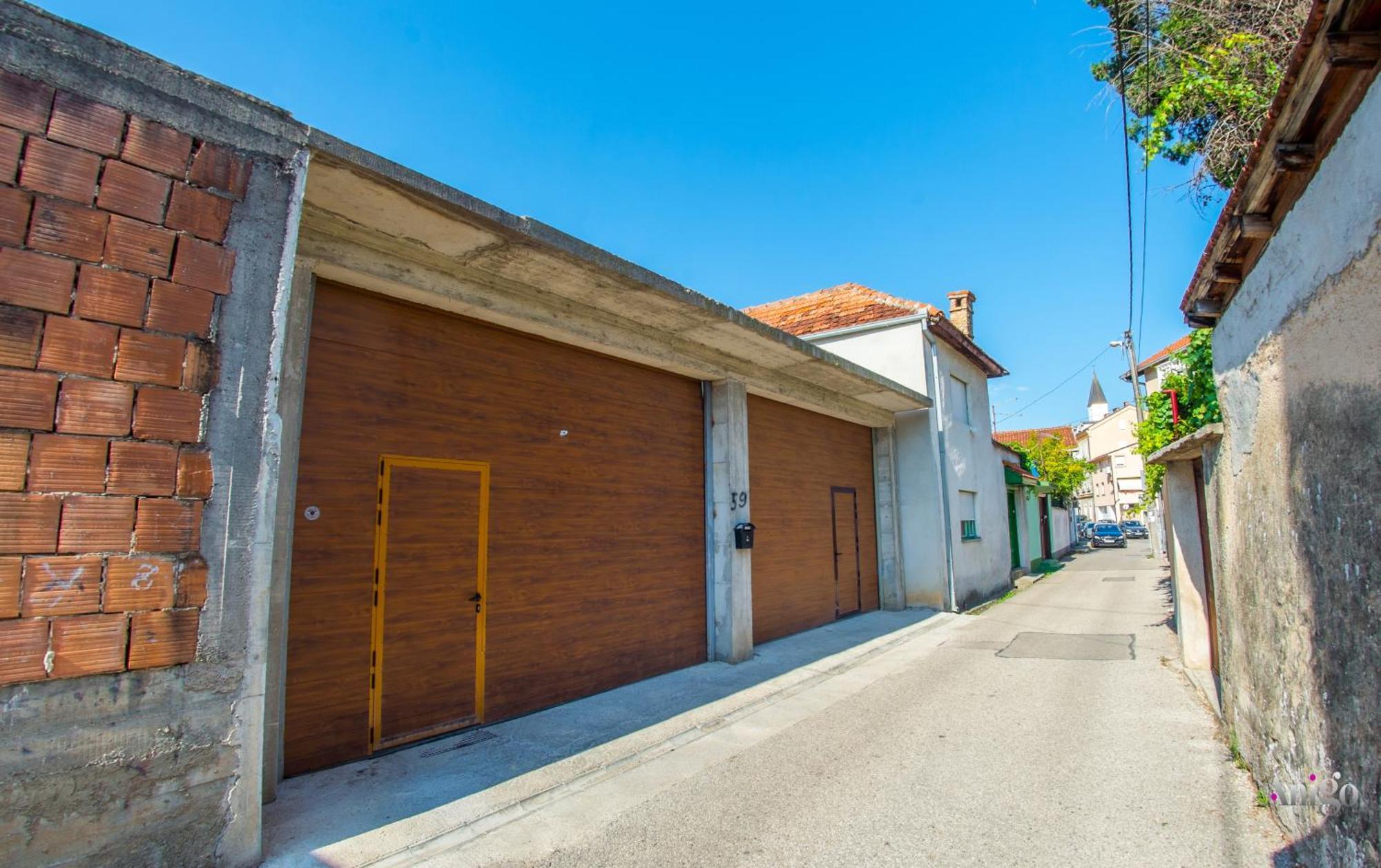 Apartments Enigma - With Private Parking Mostar Bagian luar foto