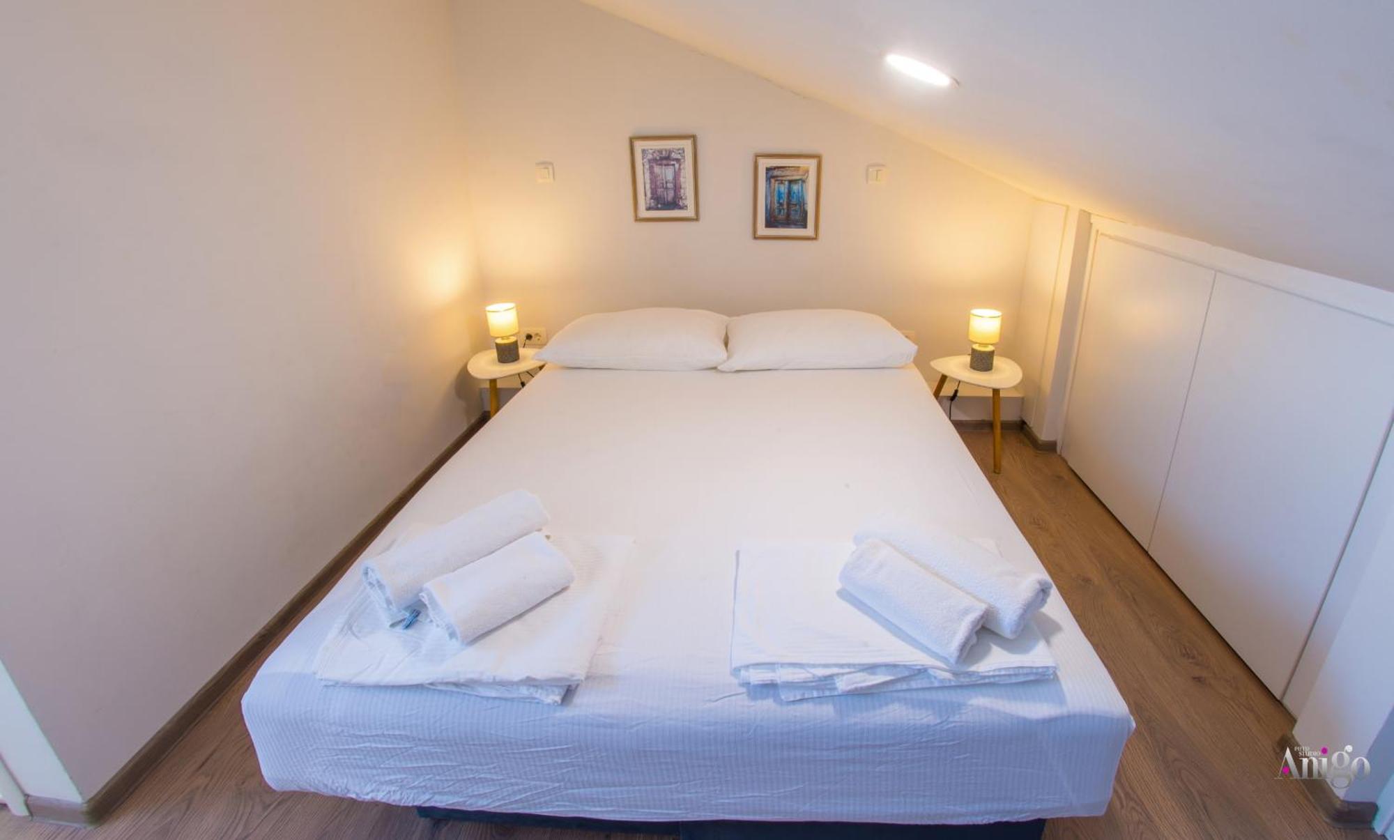 Apartments Enigma - With Private Parking Mostar Bagian luar foto