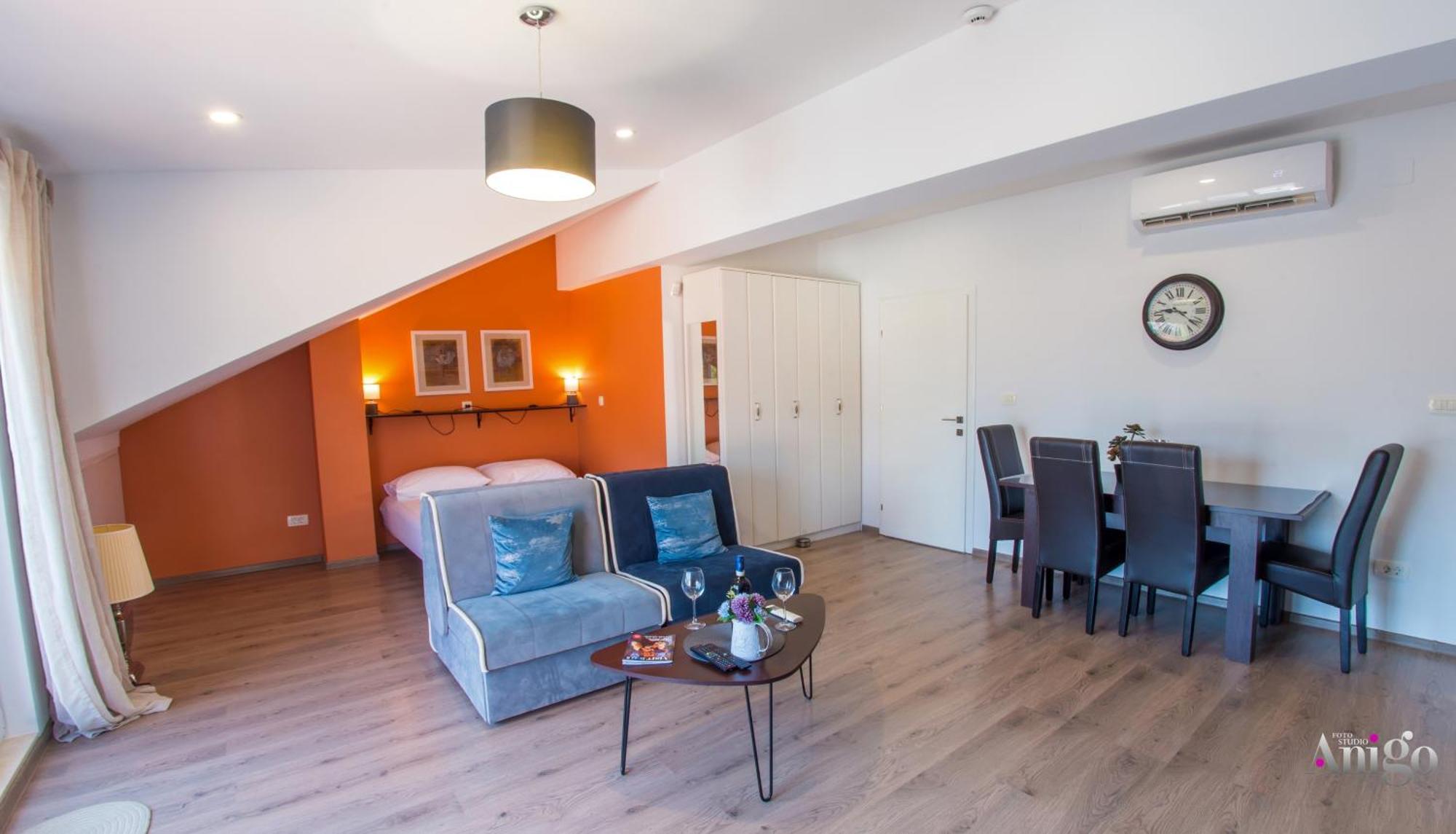 Apartments Enigma - With Private Parking Mostar Bagian luar foto